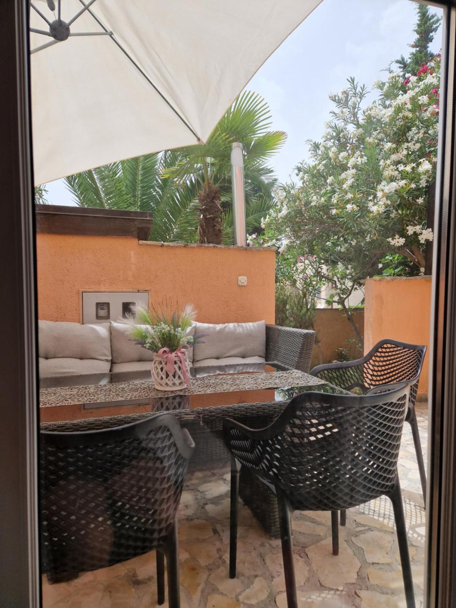 Aurelia Apartments, Vir Εξωτερικό φωτογραφία