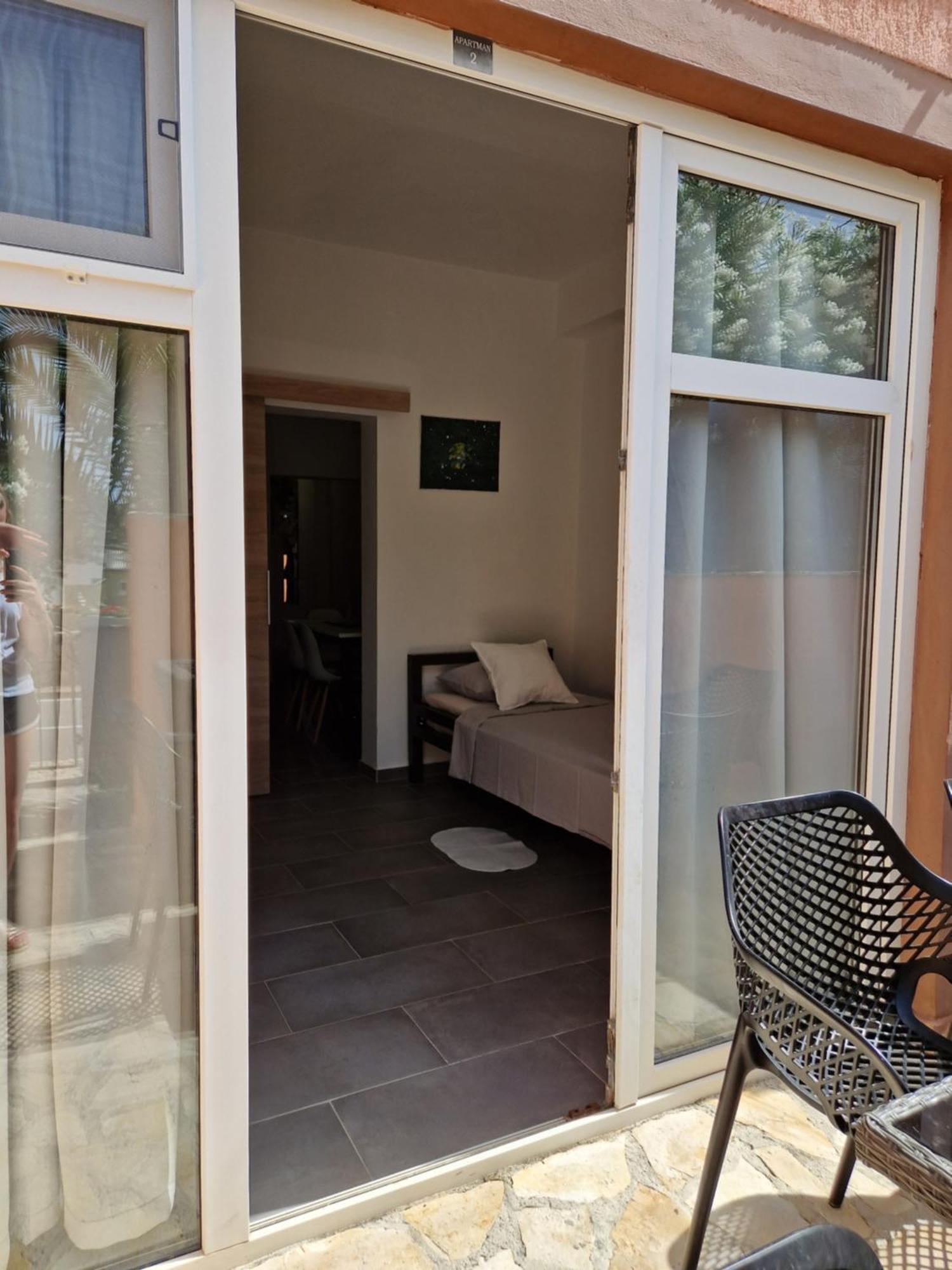 Aurelia Apartments, Vir Εξωτερικό φωτογραφία