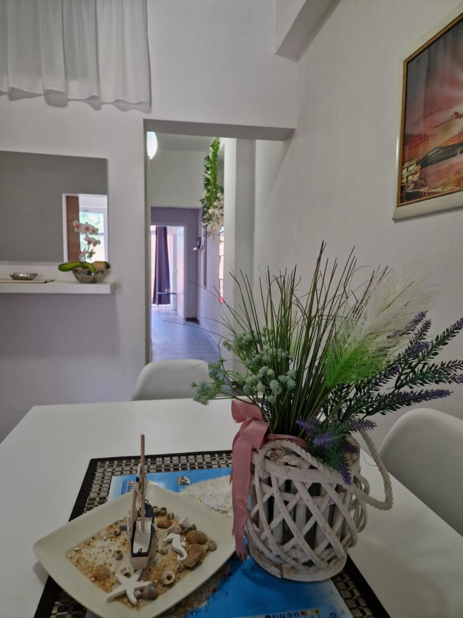 Aurelia Apartments, Vir Εξωτερικό φωτογραφία