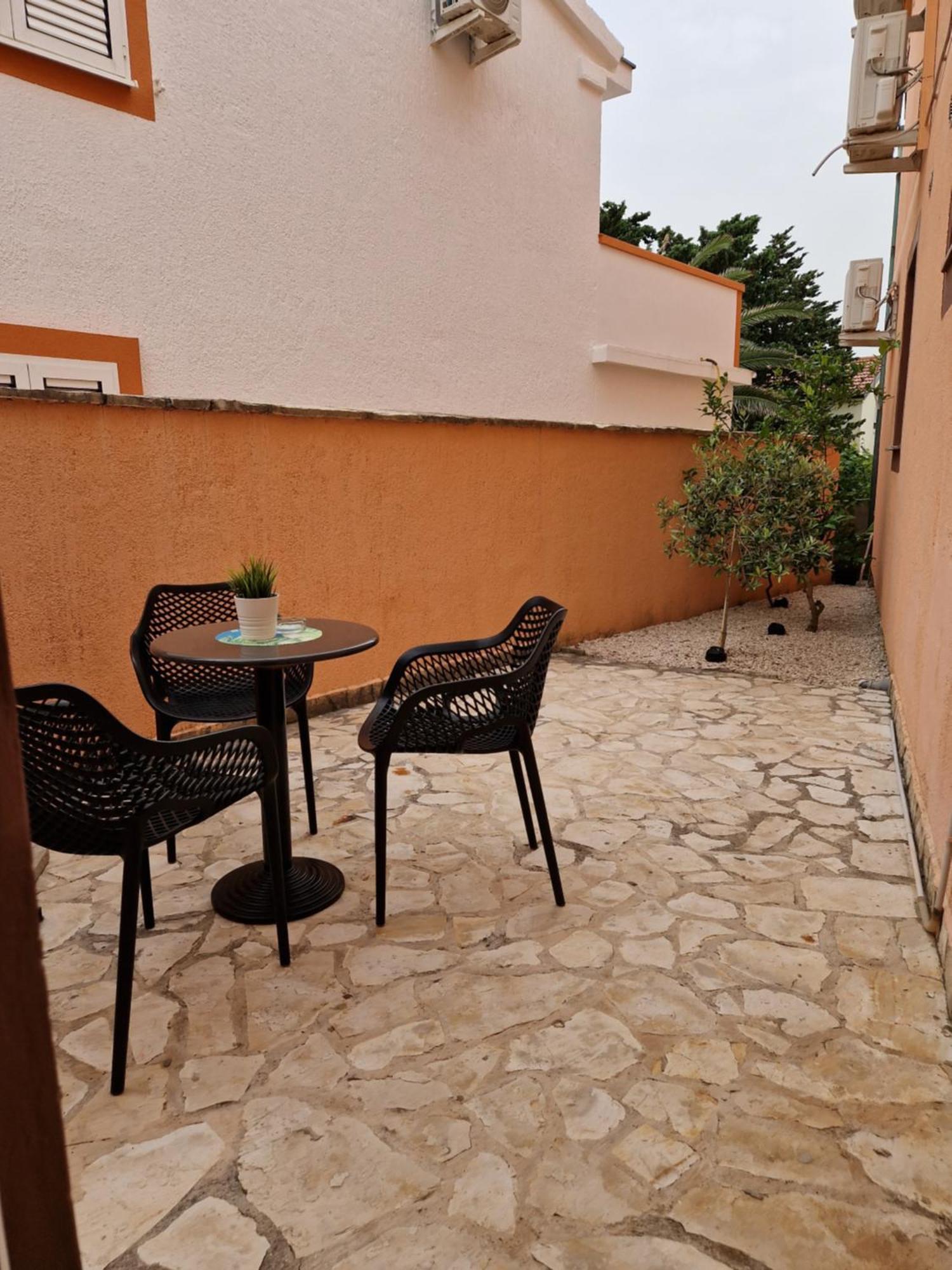 Aurelia Apartments, Vir Εξωτερικό φωτογραφία