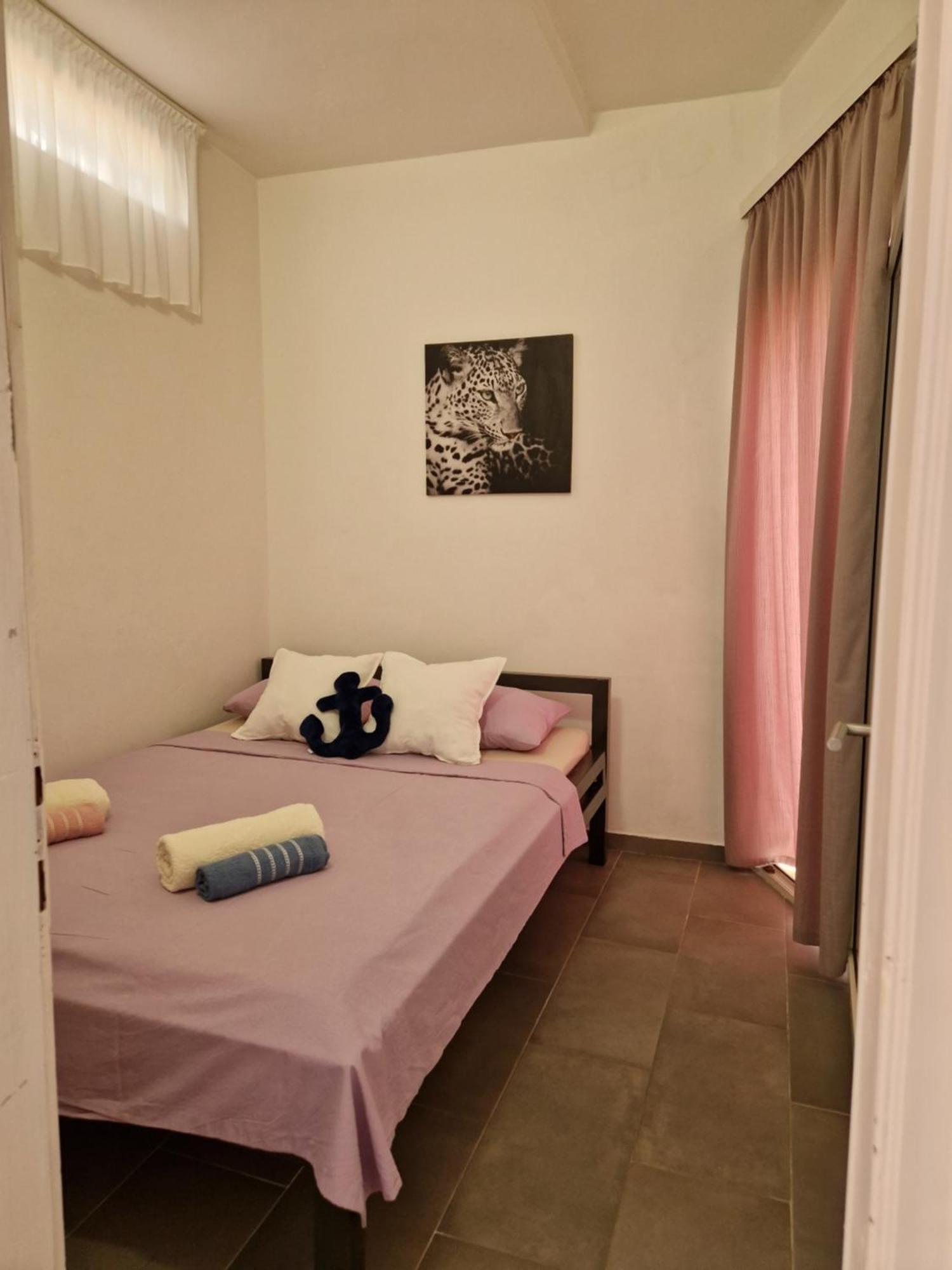 Aurelia Apartments, Vir Εξωτερικό φωτογραφία