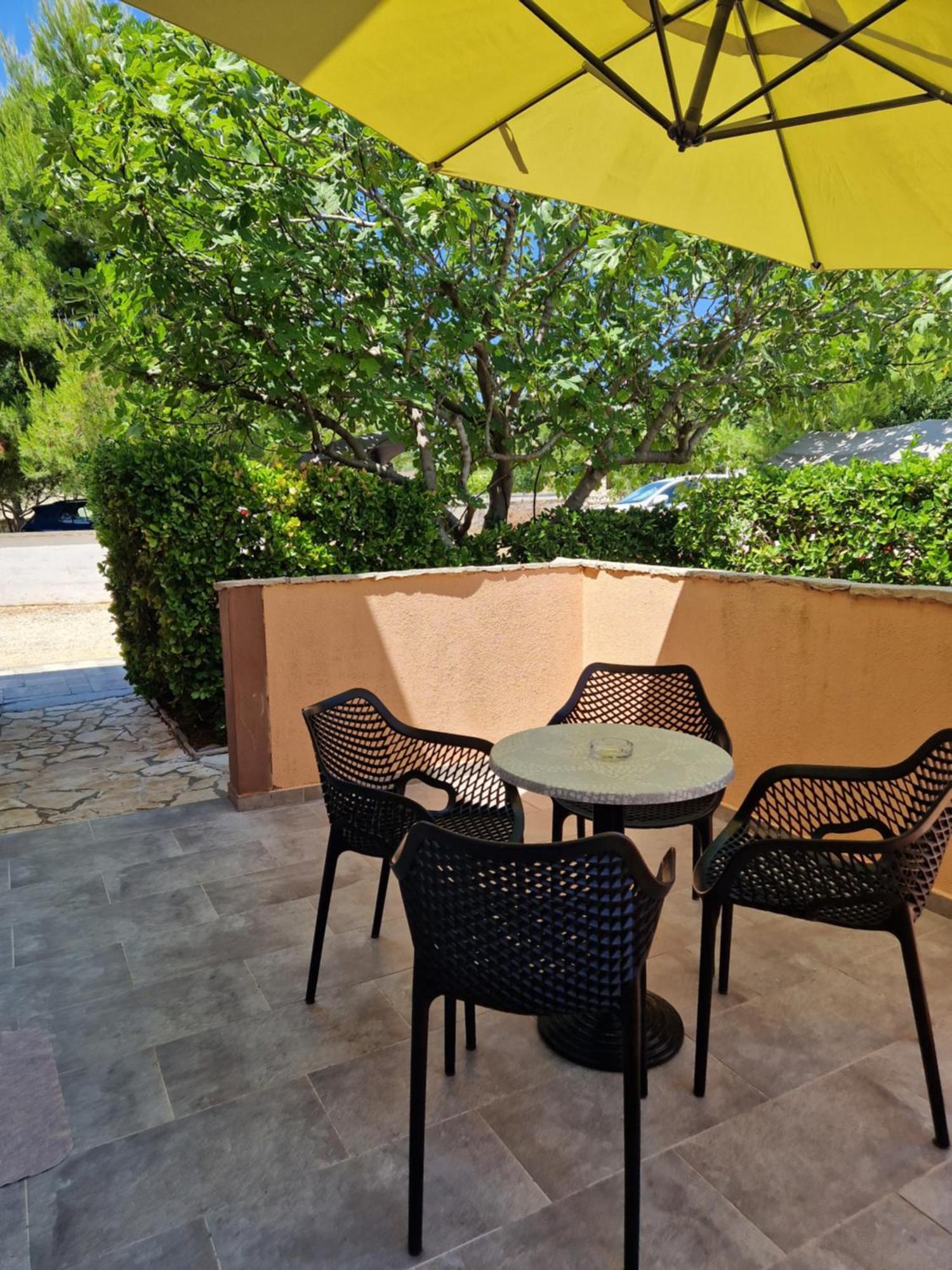 Aurelia Apartments, Vir Εξωτερικό φωτογραφία