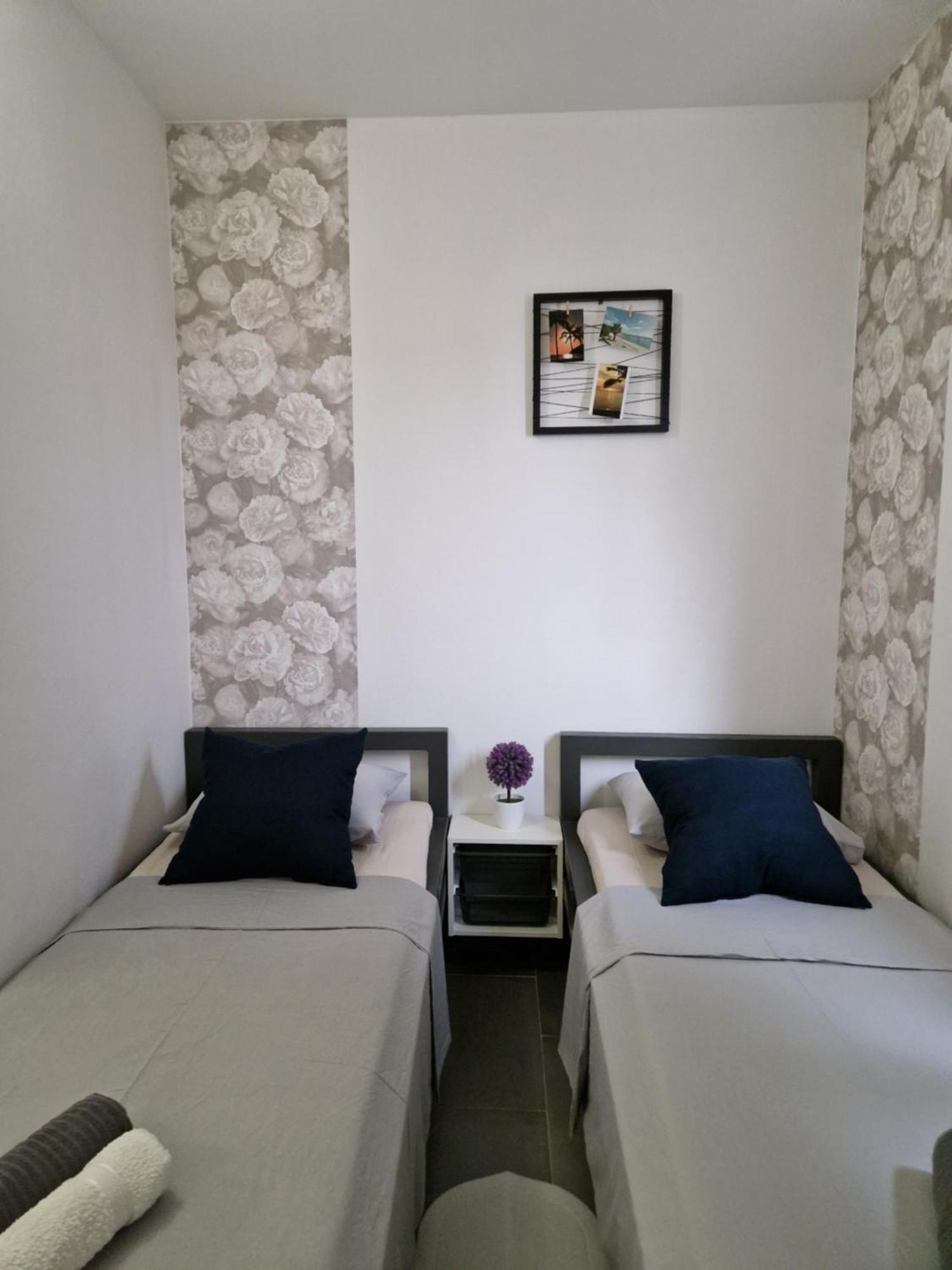 Aurelia Apartments, Vir Εξωτερικό φωτογραφία