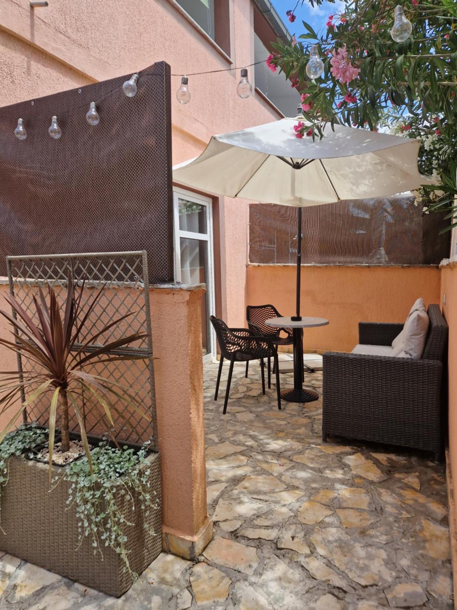 Aurelia Apartments, Vir Εξωτερικό φωτογραφία