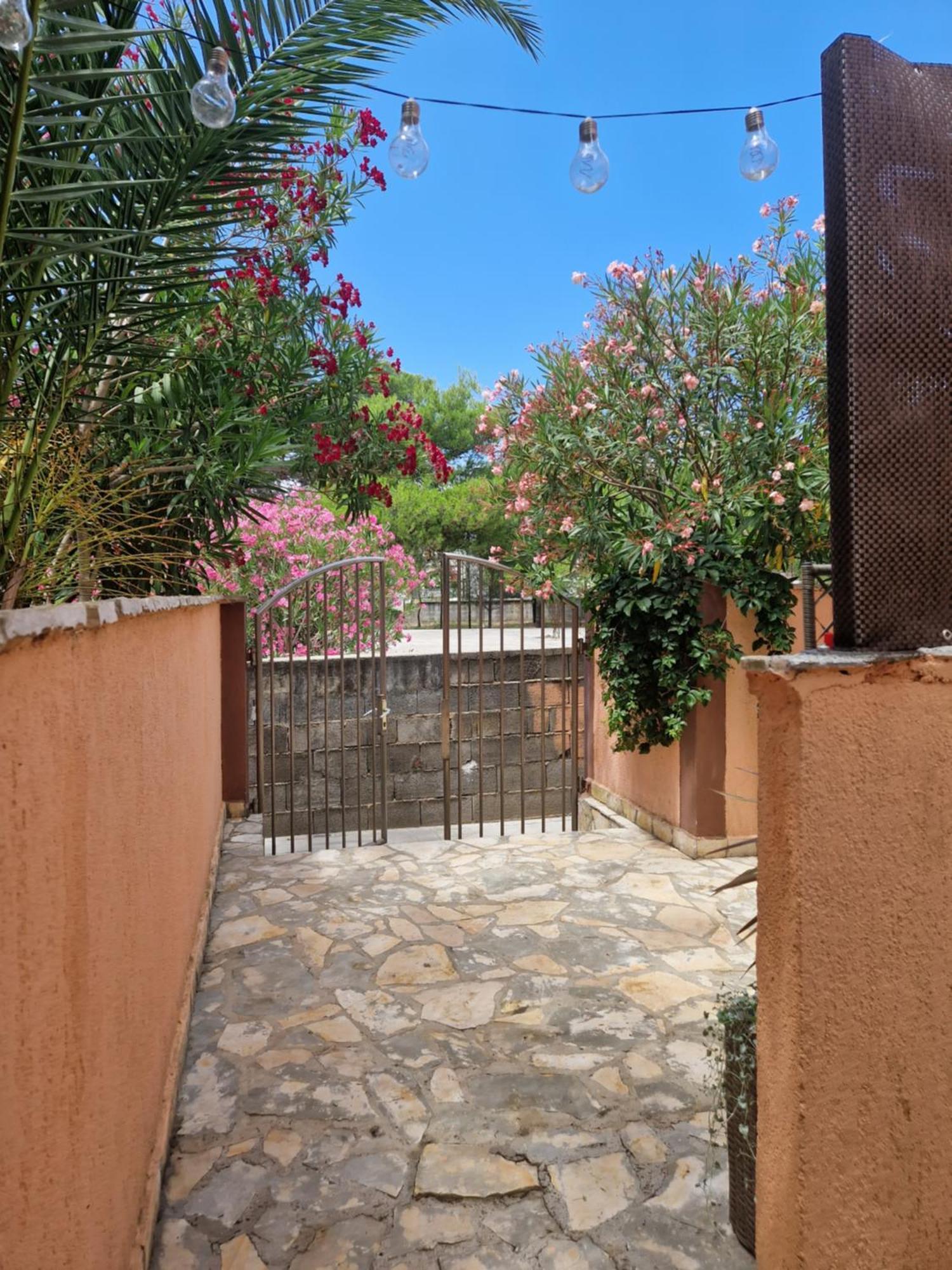 Aurelia Apartments, Vir Εξωτερικό φωτογραφία