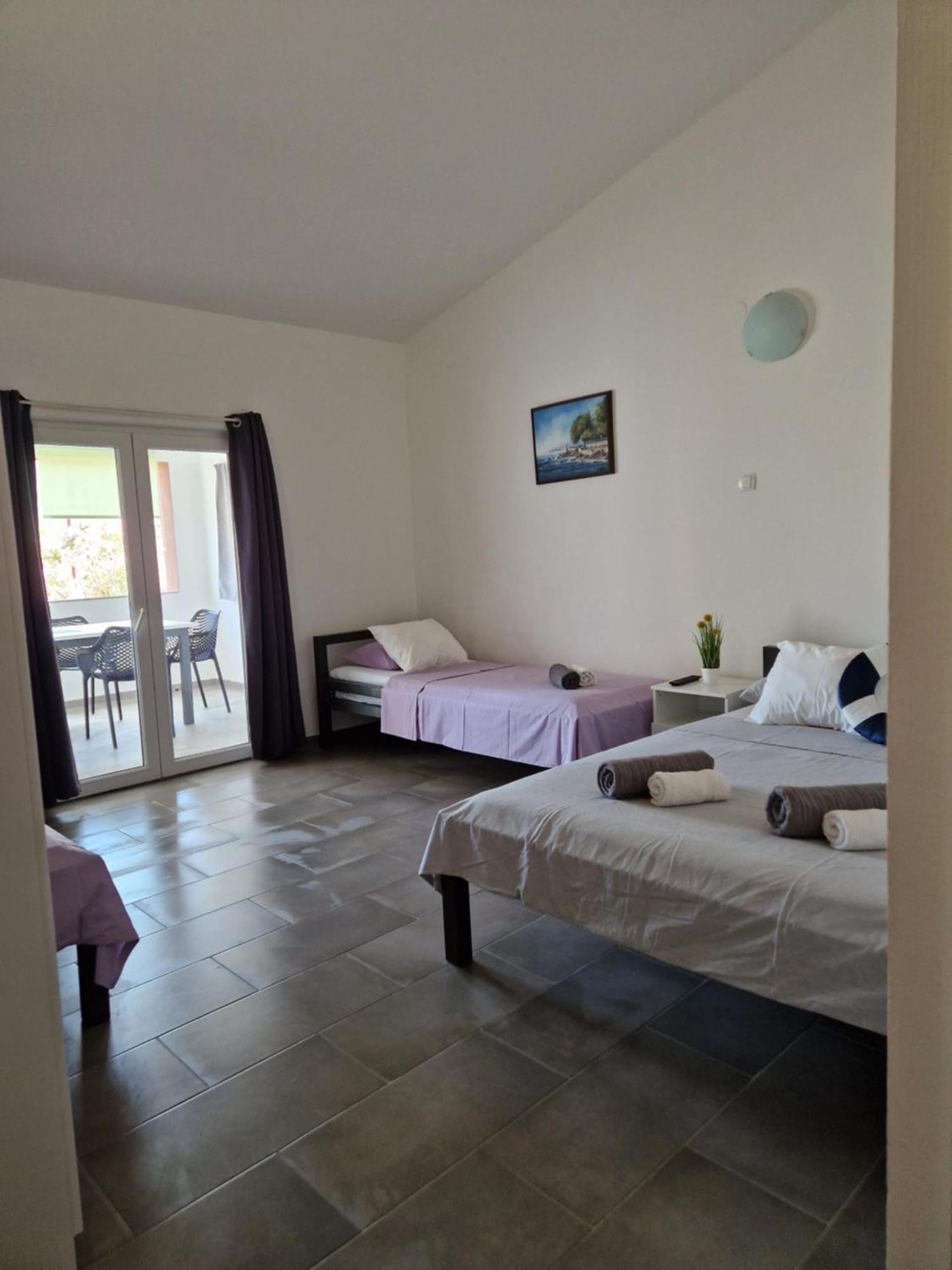 Aurelia Apartments, Vir Εξωτερικό φωτογραφία